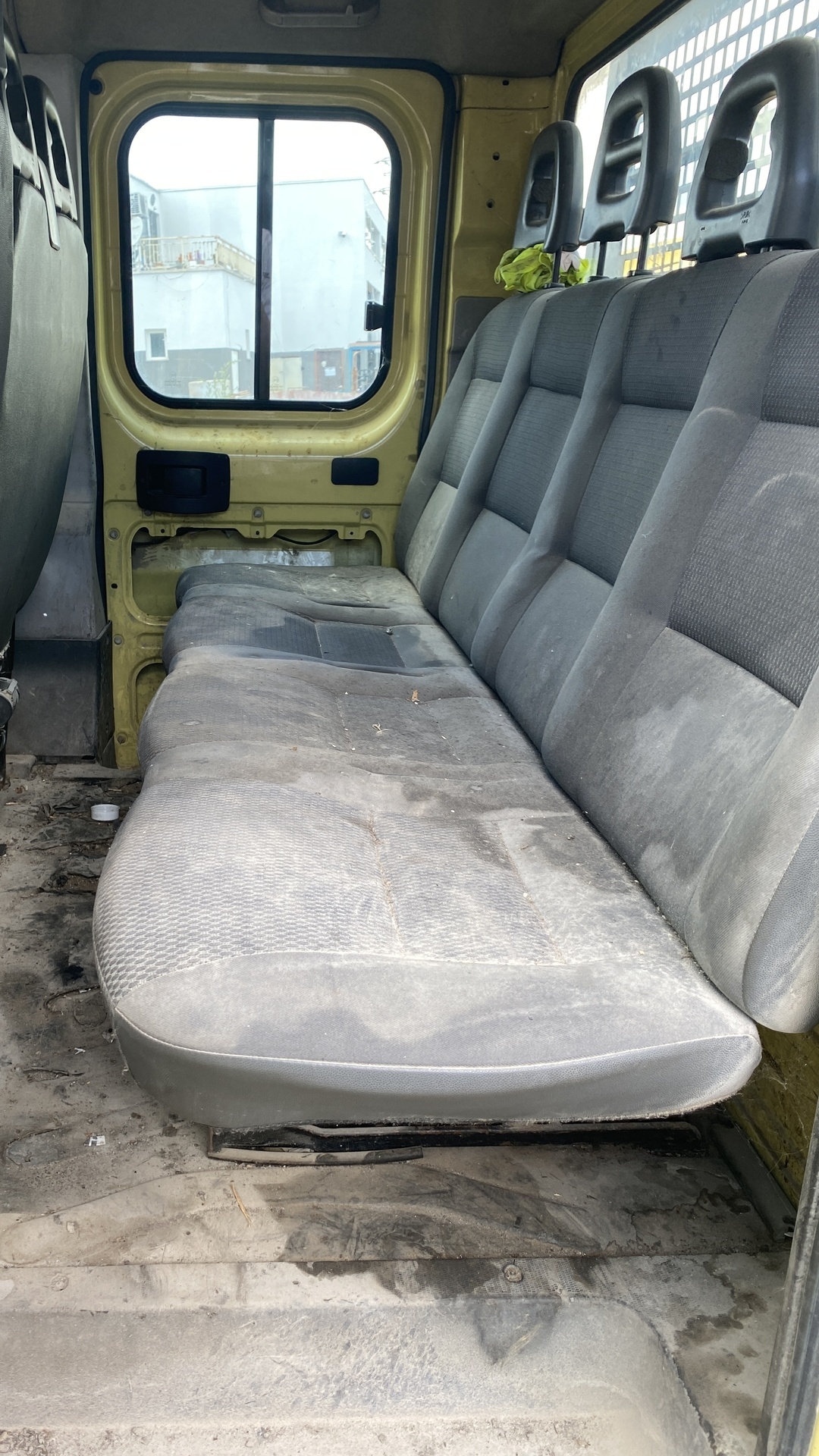 Before photo for Curățare tapiterie auto
